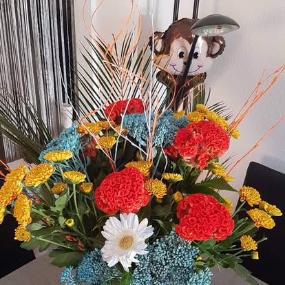 A Blooming Marvellous floral arrangement by Lorena