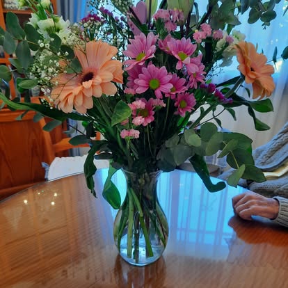 A Blooming Marvellous floral arrangement by Lorena